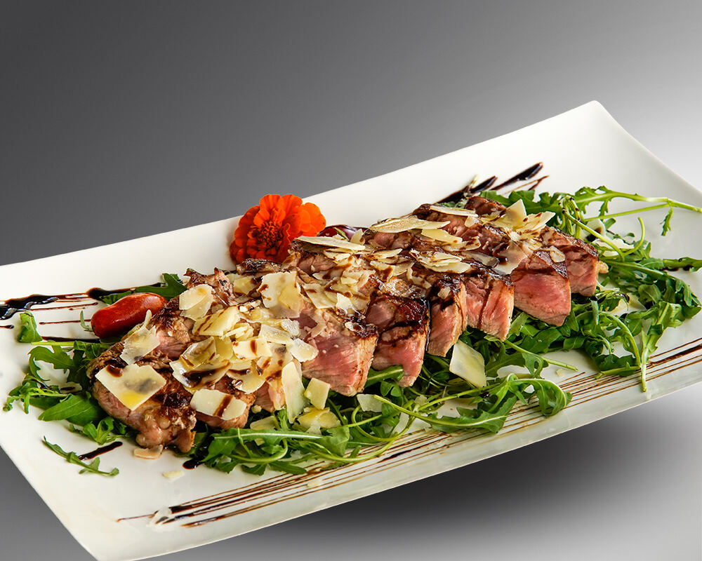 Tagliata rucola e grana