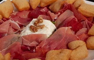 Parma e Gnocco Fritto