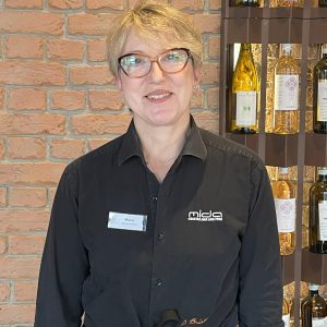 barista - Mara - professionale, energica, simpatica